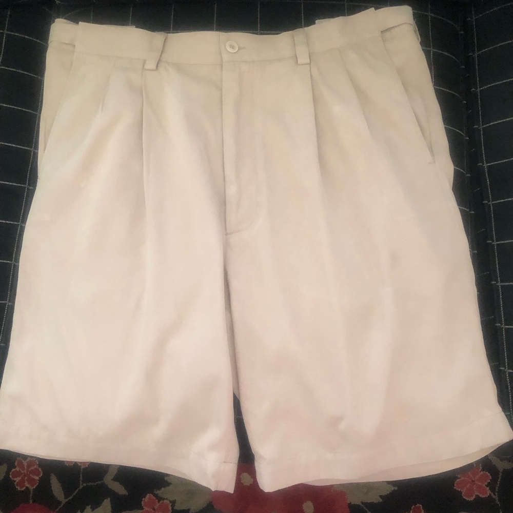 TravelSmith Men’s Silk Travel Shorts❗️